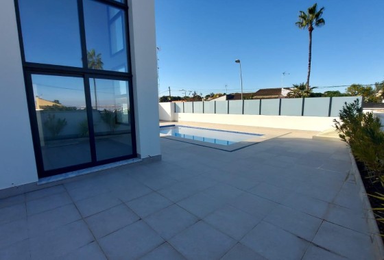 Revente - Villa -
Torrevieja - Los Balcones