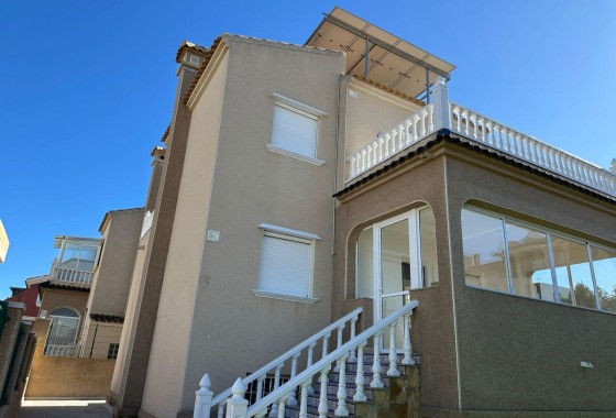Sale - Villa -
Torrevieja - VILLAMARTIN