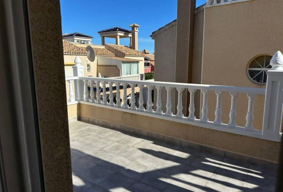 Sale - Villa -
Torrevieja - VILLAMARTIN