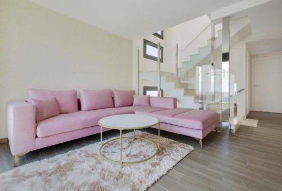 Venta - Chalet Independiente -
Torrevieja