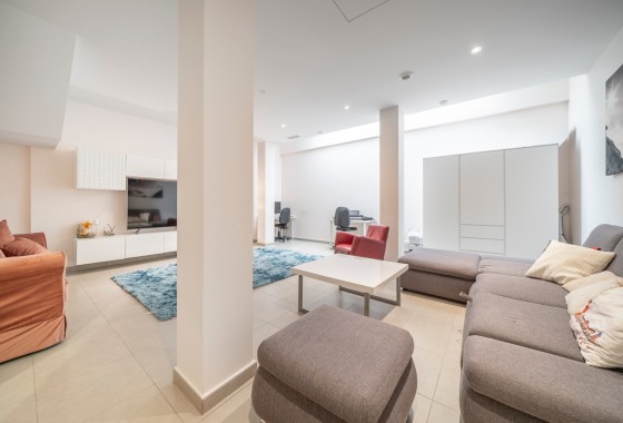 Venta - Chalet Independiente -
Torrevieja
