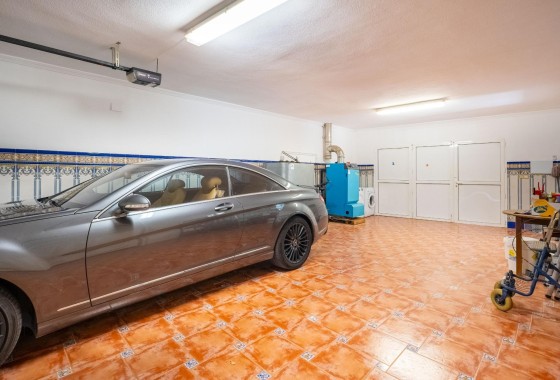 Herverkoop - Vrijstaande Villa -
Torrevieja - El chaparral