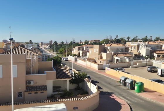 Resale - Stadthaus -
Torrevieja - Nueva Torrevieja - Aguas Nuevas