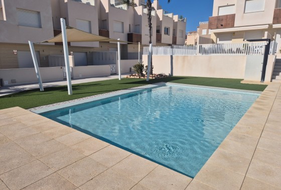 Resale - Stadthaus -
Torrevieja - Nueva Torrevieja - Aguas Nuevas
