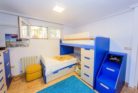Herverkoop - Villa -
Torrevieja - Los Balcones