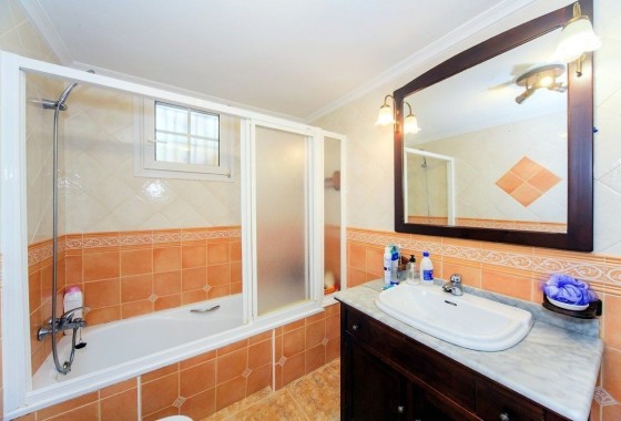 Herverkoop - Villa -
Torrevieja - Los Balcones