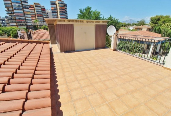 Sale - Apartment Flat -
Torrevieja - Centro - Muelle Pesquero
