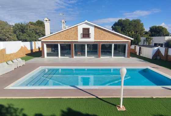 Sale - Apartment Flat -
Torrevieja - Centro - Muelle Pesquero