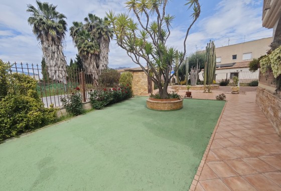 Sale - Finca Country Property -
Orihuela