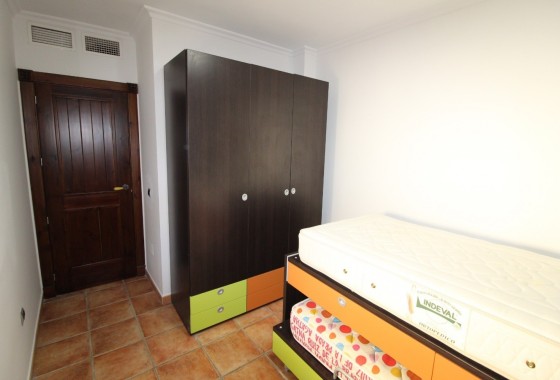 Herverkoop - Stadswoning -
Catral - pueblo