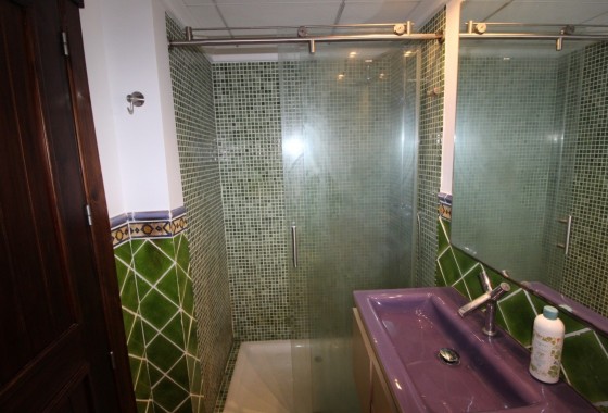 Herverkoop - Stadswoning -
Catral - pueblo