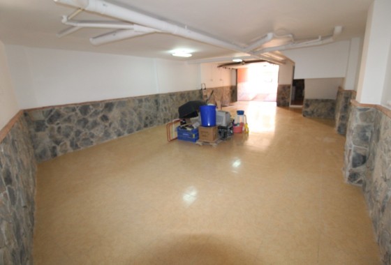 Herverkoop - Stadswoning -
Catral - pueblo