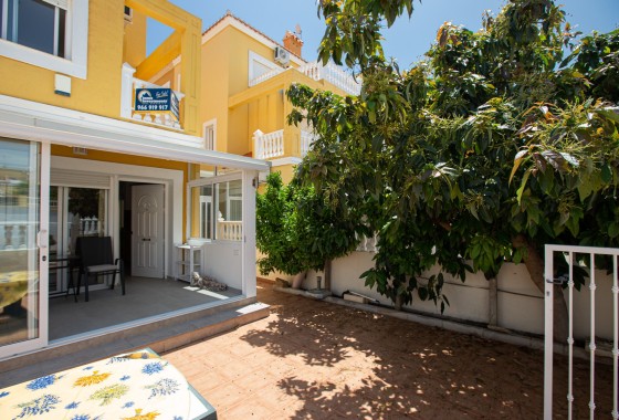 Revente - Appartement -
Punta Prima