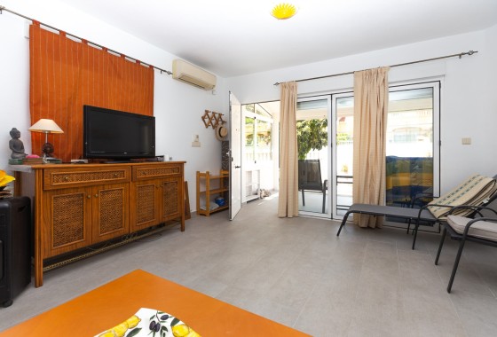Revente - Appartement -
Punta Prima