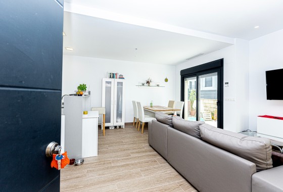 Venta - Chalet Independiente -
Ciudad Quesada - Rojales - Doña Pepa