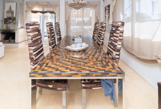 Herverkoop - Vrijstaande Villa -
La Mata