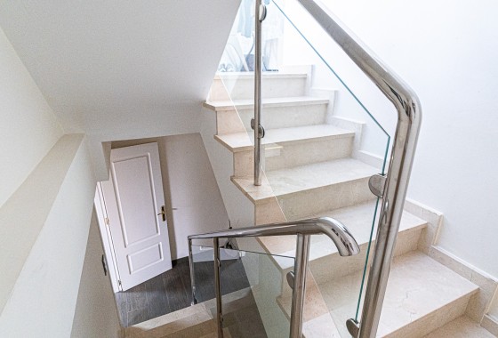 Herverkoop - Vrijstaande Villa -
La Mata