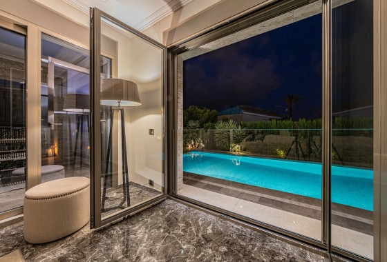 Herverkoop - Appartement / Flat -
Torrevieja - Playa del Cura