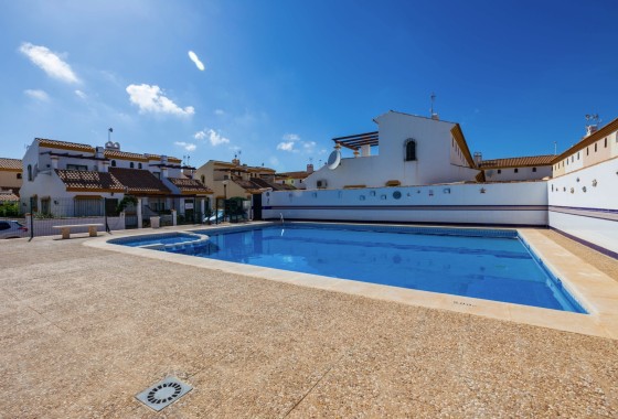 Herverkoop - Appartement / Flat -
Torrevieja - Punta Prima