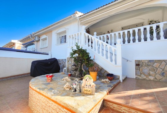 Herverkoop - Vrijstaande Villa -
Rojales - Ciudad Quesada - Rojales