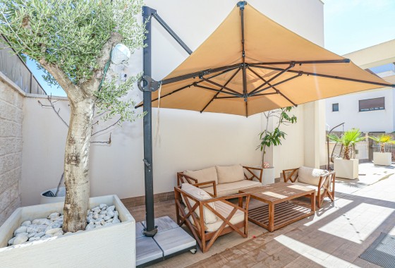 Herverkoop - Vrijstaande Villa -
Ciudad Quesada - Rojales - Doña Pepa