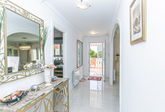 Herverkoop - Vrijstaande Villa -
Campoamor - Campoamor Golf