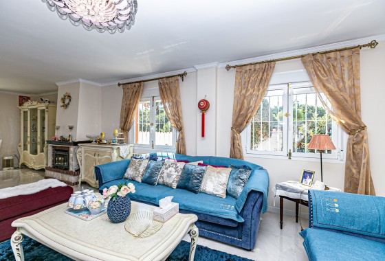 Herverkoop - Vrijstaande Villa -
Campoamor - Campoamor Golf