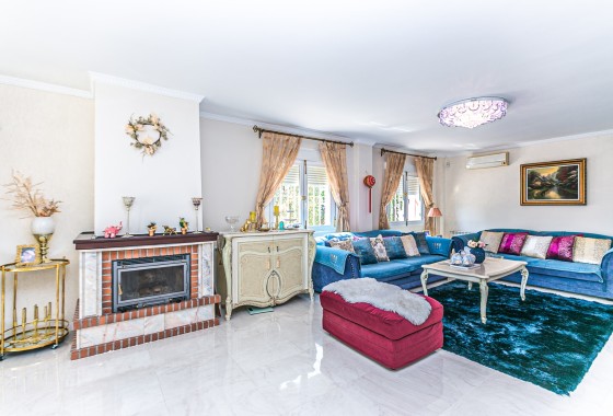 Herverkoop - Vrijstaande Villa -
Campoamor - Campoamor Golf