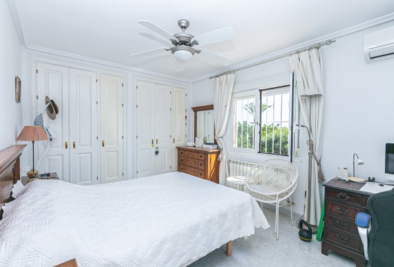 Herverkoop - Vrijstaande Villa -
Campoamor - Campoamor Golf