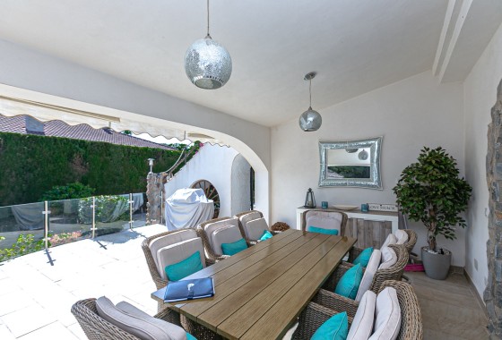 Herverkoop - Vrijstaande Villa -
Campoamor - Lomas de Don Juan