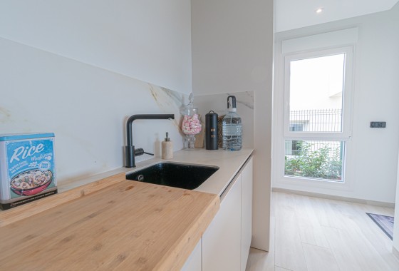 Sale - Detached Villa -
Algorfa - La Finca