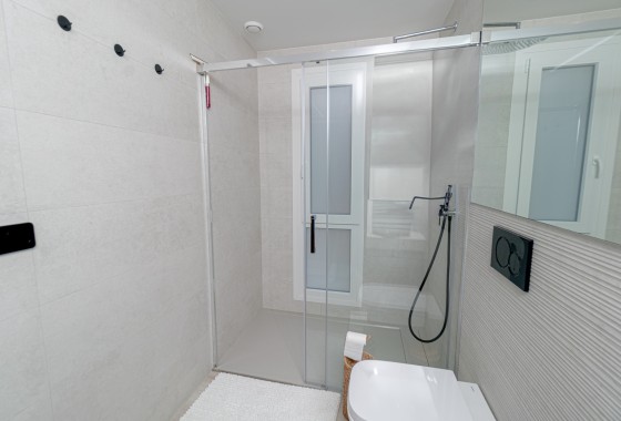 Sale - Detached Villa -
Algorfa - La Finca