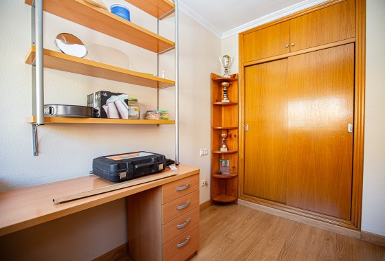 Sprzedaż - Apartament / Mieszkanie -
Torrevieja - Beach