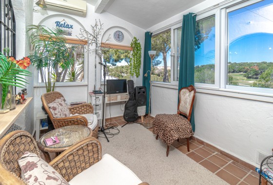 Herverkoop - Halfvrijstaande villa -
Villamartín - Fortuna