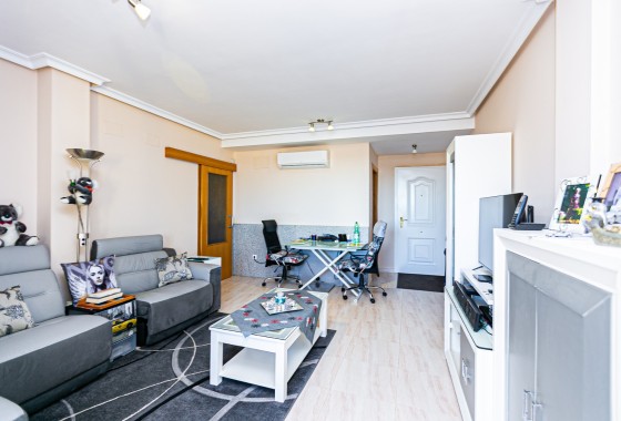 Sprzedaż - Apartament / Mieszkanie -
Lomas de Cabo Roig