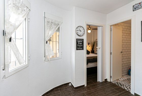 Sale - Town house -
Torrevieja - Torretas