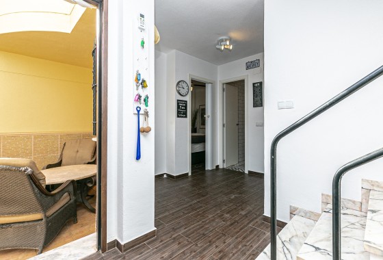 Sale - Town house -
Torrevieja - Torretas