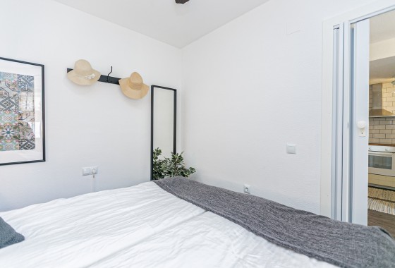 Sale - Town house -
Torrevieja - Torretas