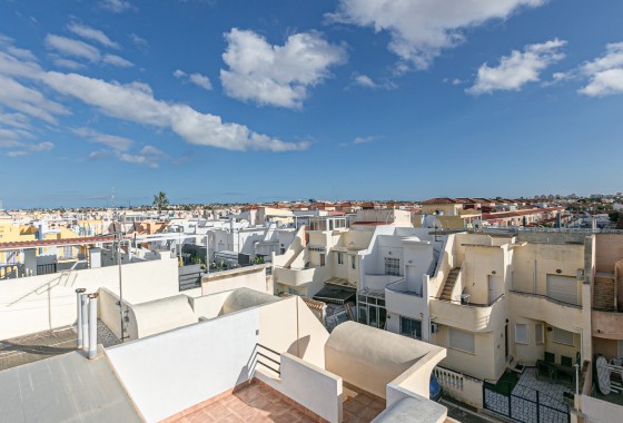 Sale - Town house -
Torrevieja - Torretas