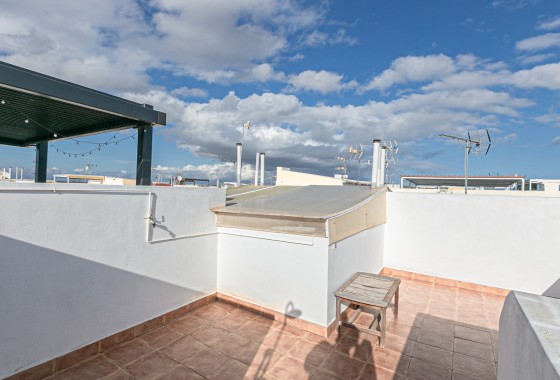 Sale - Town house -
Torrevieja - Torretas