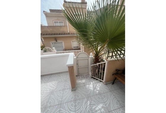 Herverkoop - Stadswoning -
Ciudad Quesada - Rojales - Dona Pepa