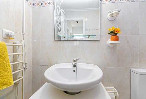 Herverkoop - Appartement / Flat -
Torrevieja - Playa de los Naufragos