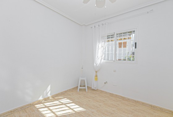 Herverkoop - Appartement / Flat -
Torrevieja - Playa de los Naufragos