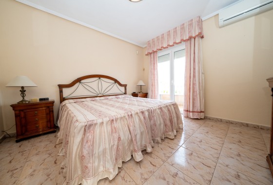 Sprzedaż - Willa w zabudowie bliźniaczej -
Torrevieja - El chaparral