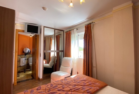 Resale - Wohnung / Appartement -
Guardamar del Segura - El Eden