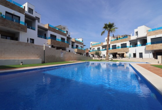 Resale - Freistehende Villa -
Bigastro