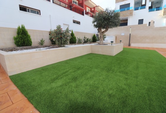 Resale - Freistehende Villa -
Bigastro