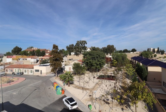 Resale - Freistehende Villa -
Bigastro