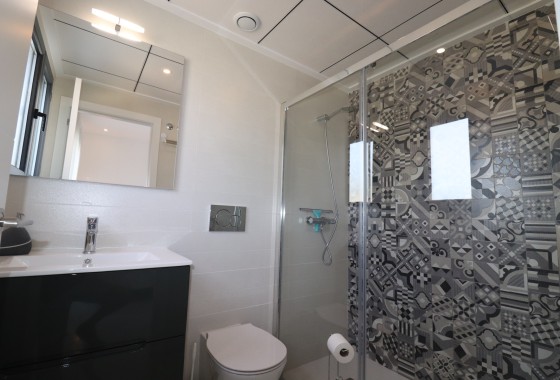 Resale - Freistehende Villa -
Bigastro