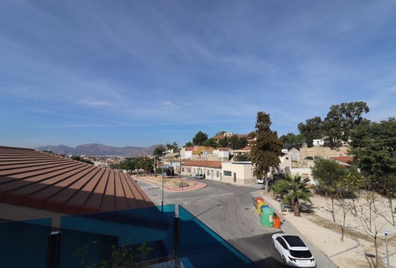 Resale - Freistehende Villa -
Bigastro